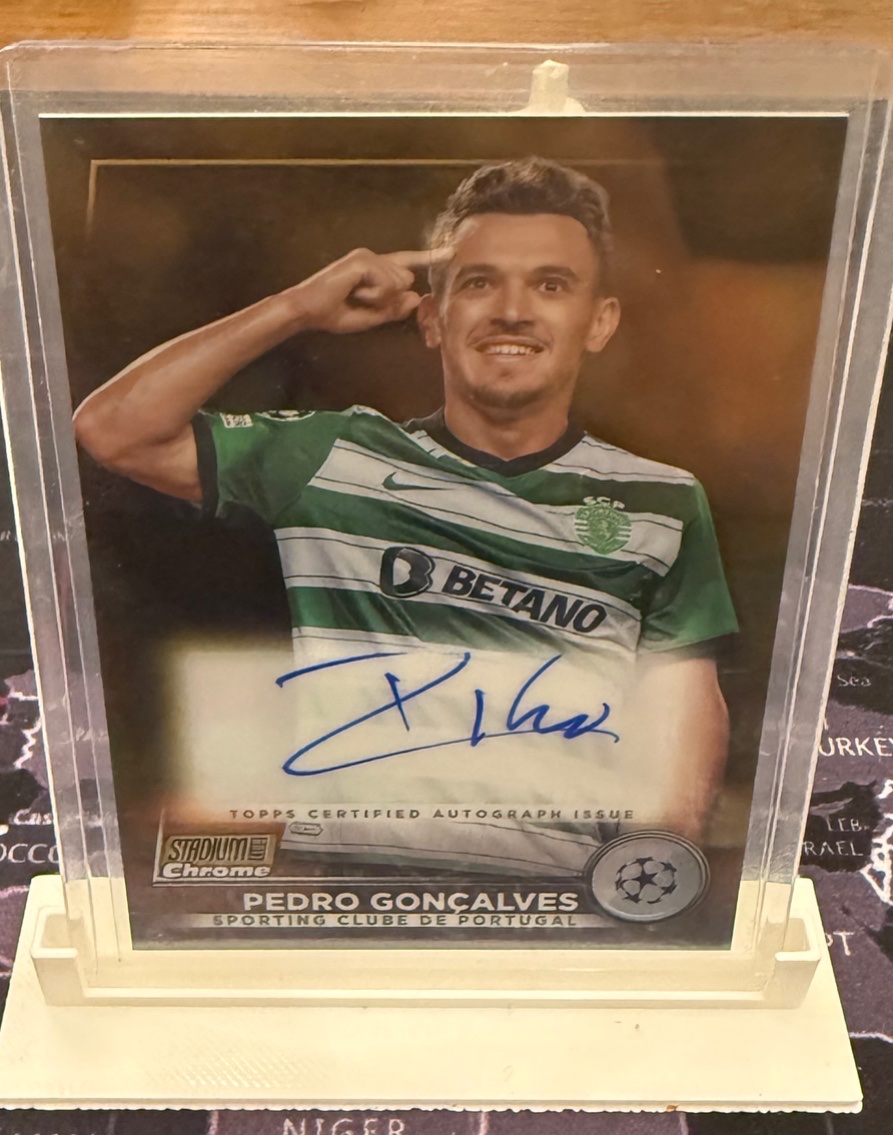 Pedro Goncalves /50 Auto Topps