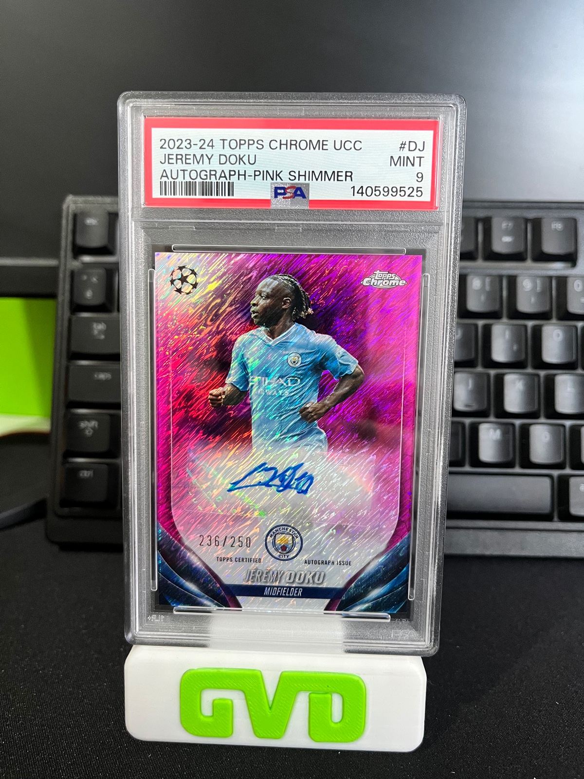 Toops Chrome Pink Shimmer Jeremy Doku Auto /250