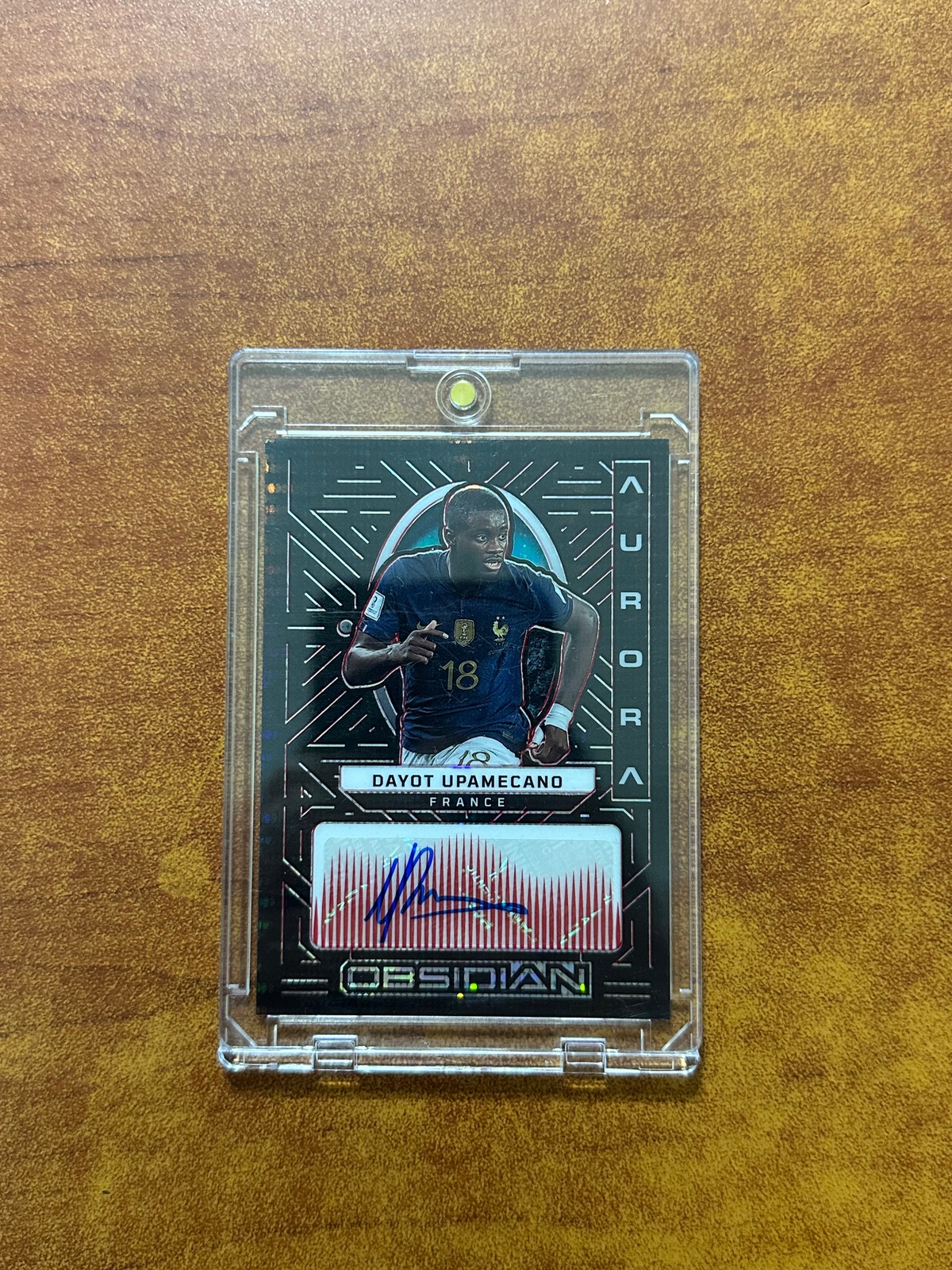 Upamecano /44 imza