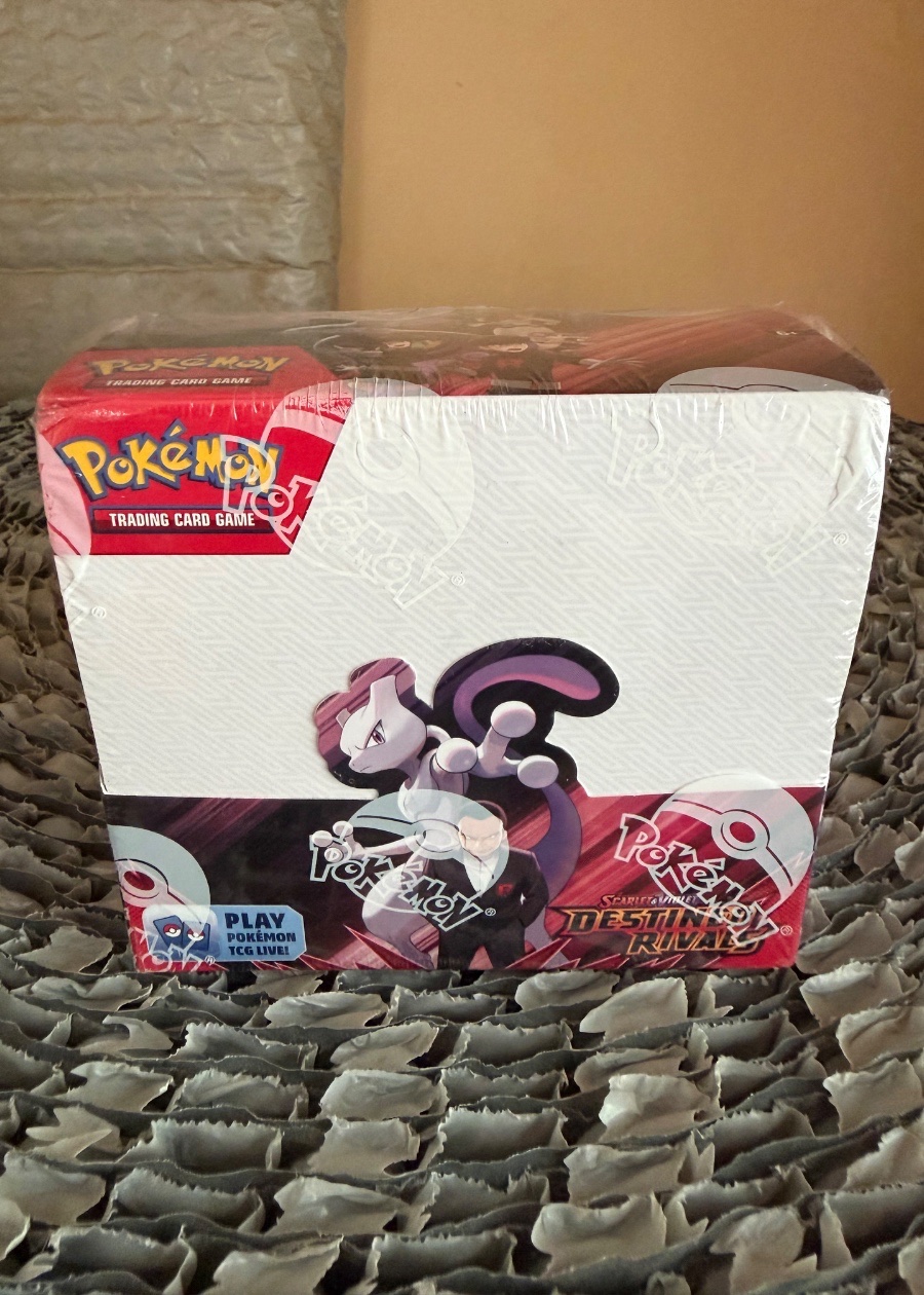 Destened Rıvals booster box