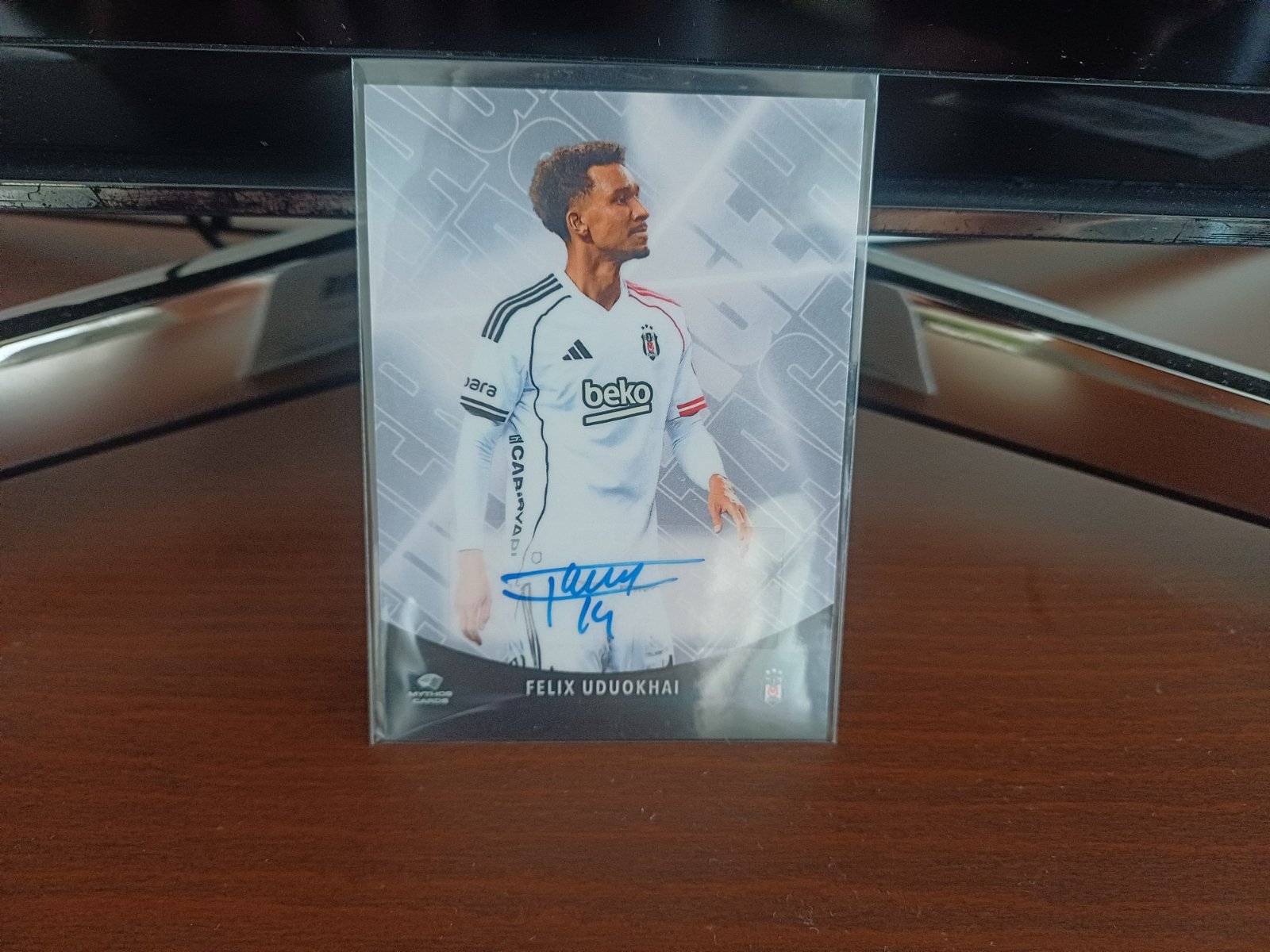 Felix Uduokhai /5 imza